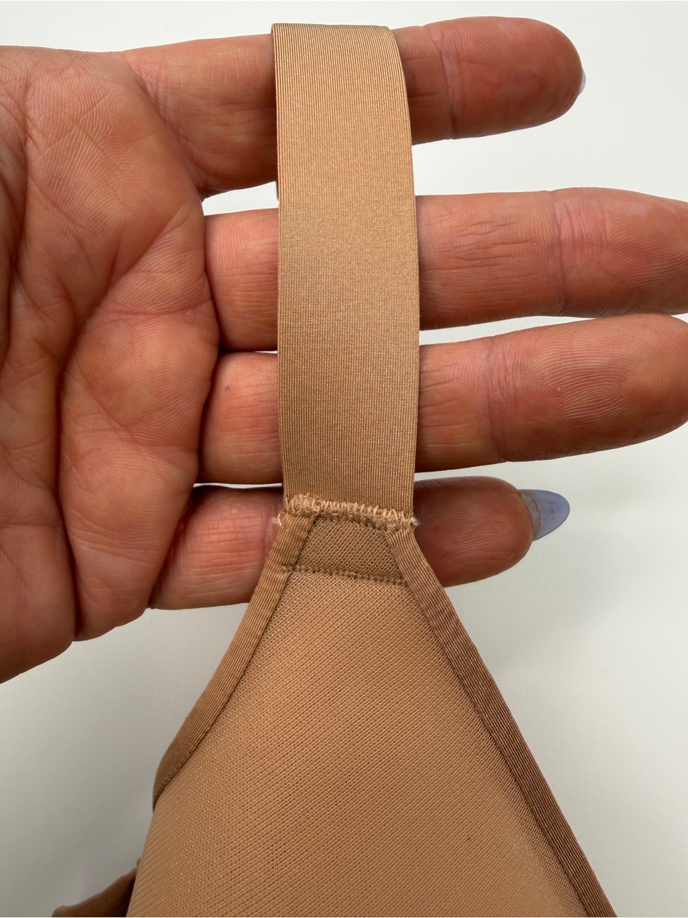 Skims Plunge Neckline Bra Tan GUC 36DDDD - Picture 5 of 6